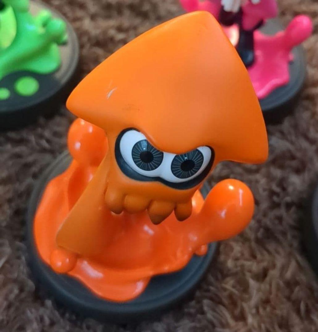 スプラトゥーン　アミーボ　ライムグリーン　オレンジイカ　パープルボーイ　ホタル