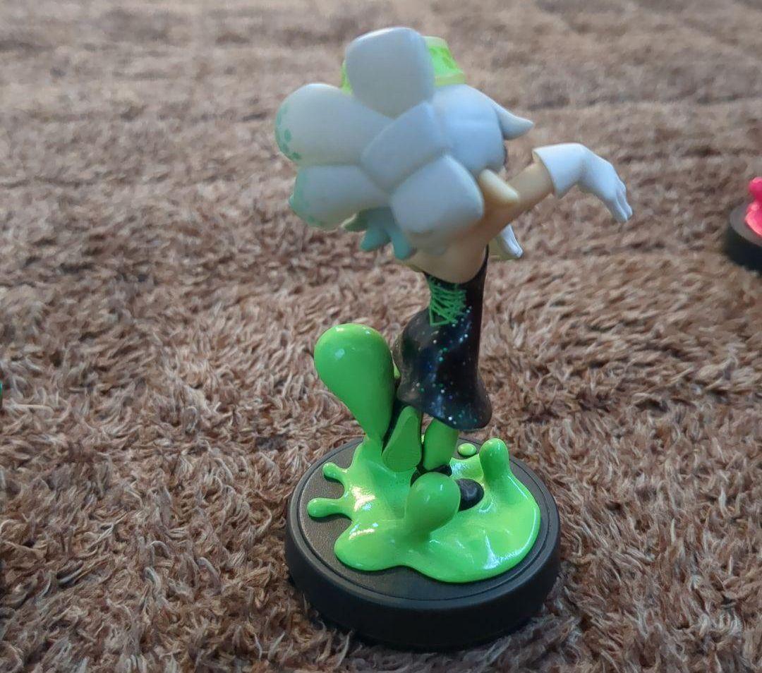 スプラトゥーン　アミーボ　ライムグリーン　オレンジイカ　パープルボーイ　ホタル