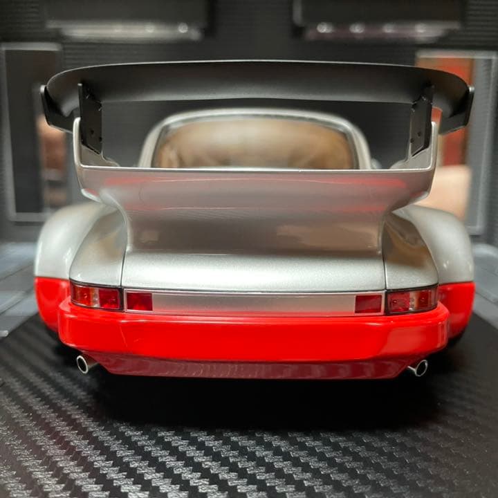 新品イグニッションモデル1/18ポルシェRWB930 RAUH-Welt