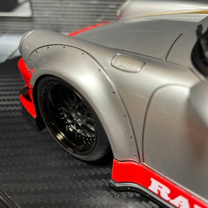 新品イグニッションモデル1/18ポルシェRWB930 RAUH-Welt