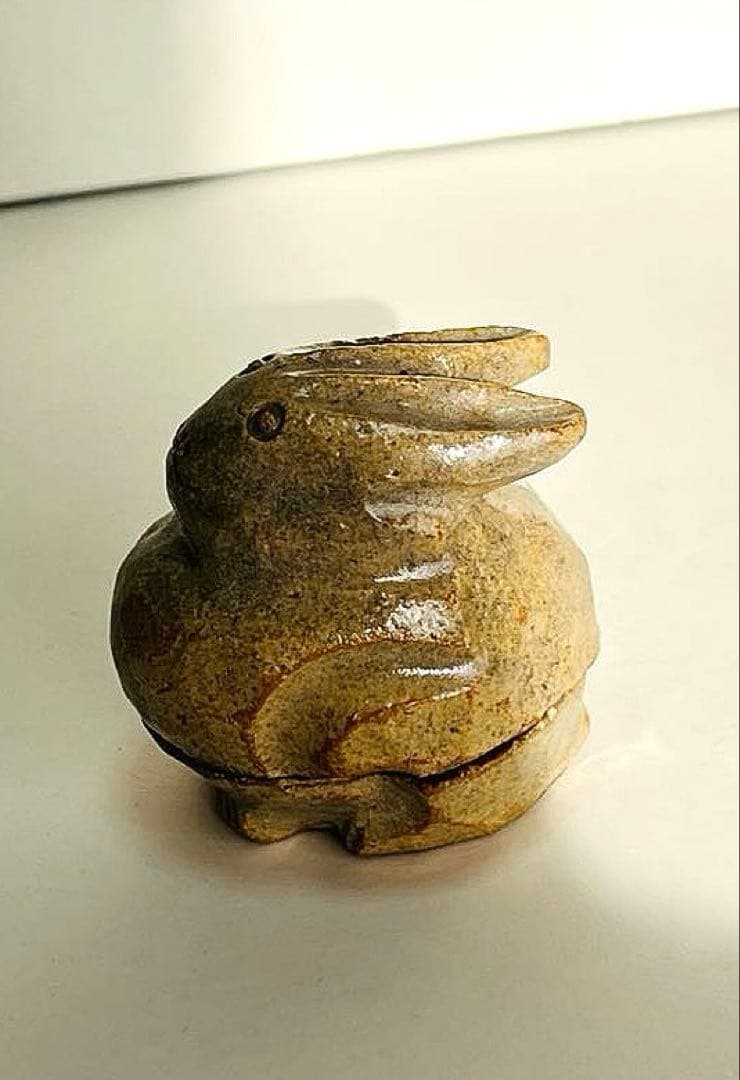 新品未使用　萩焼　香合　兎　二重箱