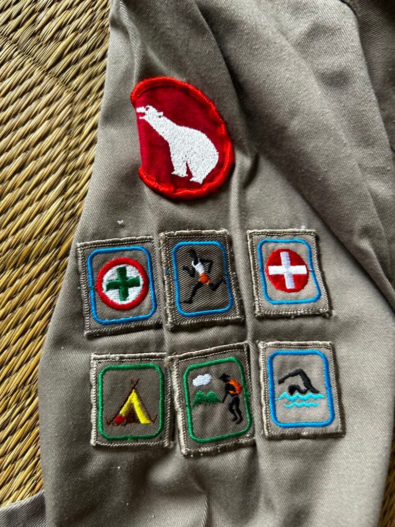 ボーイスカウト 制服 ベージュ 各種パッチ付き かわいい