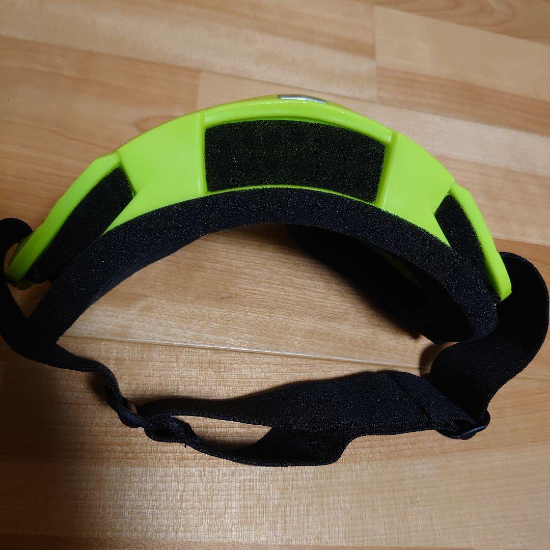 スノーボード　スキー　2点セット　ゴーグル　ニット帽　美品