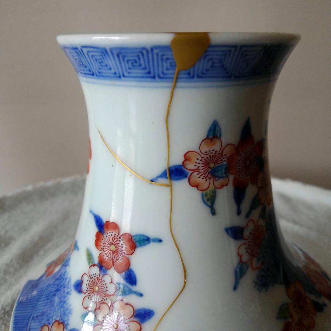 今右衛門作　染錦　芝桜紋　花瓶