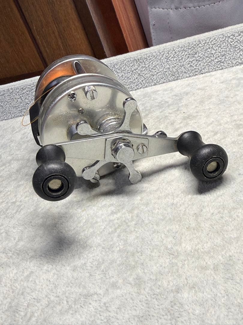 ABU アンバサダー 1600c IAR 右巻き