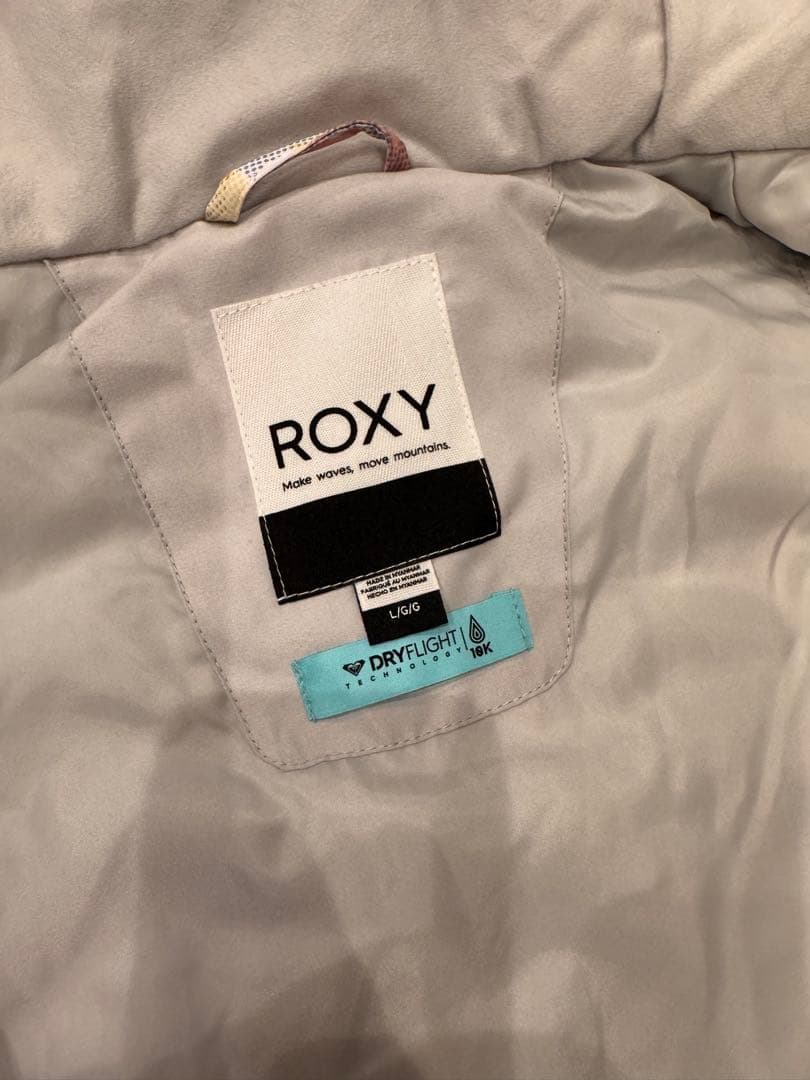 すぐに発送可能【ほぼ新品】ROXY ジャケット Lサイズ&パンツ XLサイズ