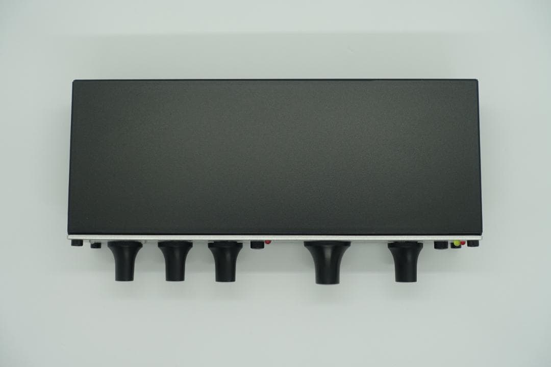 t.c.electronic M100 マルチエフェクトプロセッサー