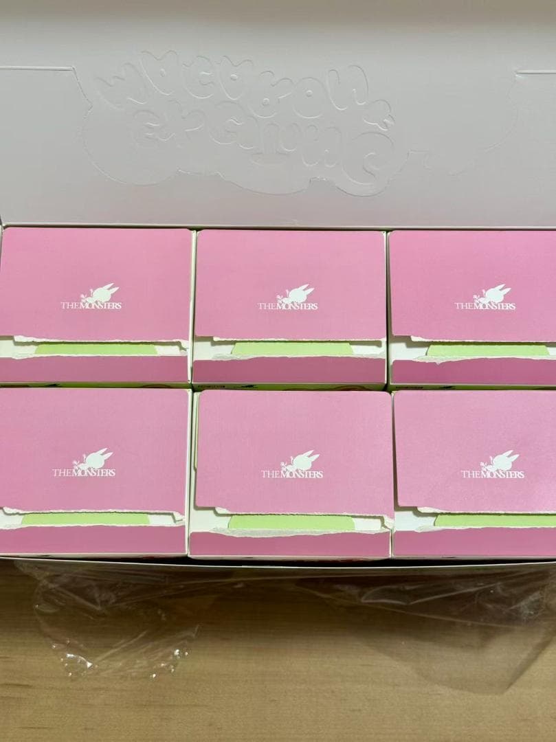 LABUBU 新品 Exciting Macaron 最新パッケージ 6点セット