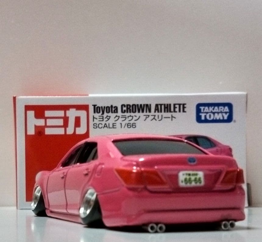 ちびにゃん！トミカ 40 アルファード レクサス Is 350 カスタム