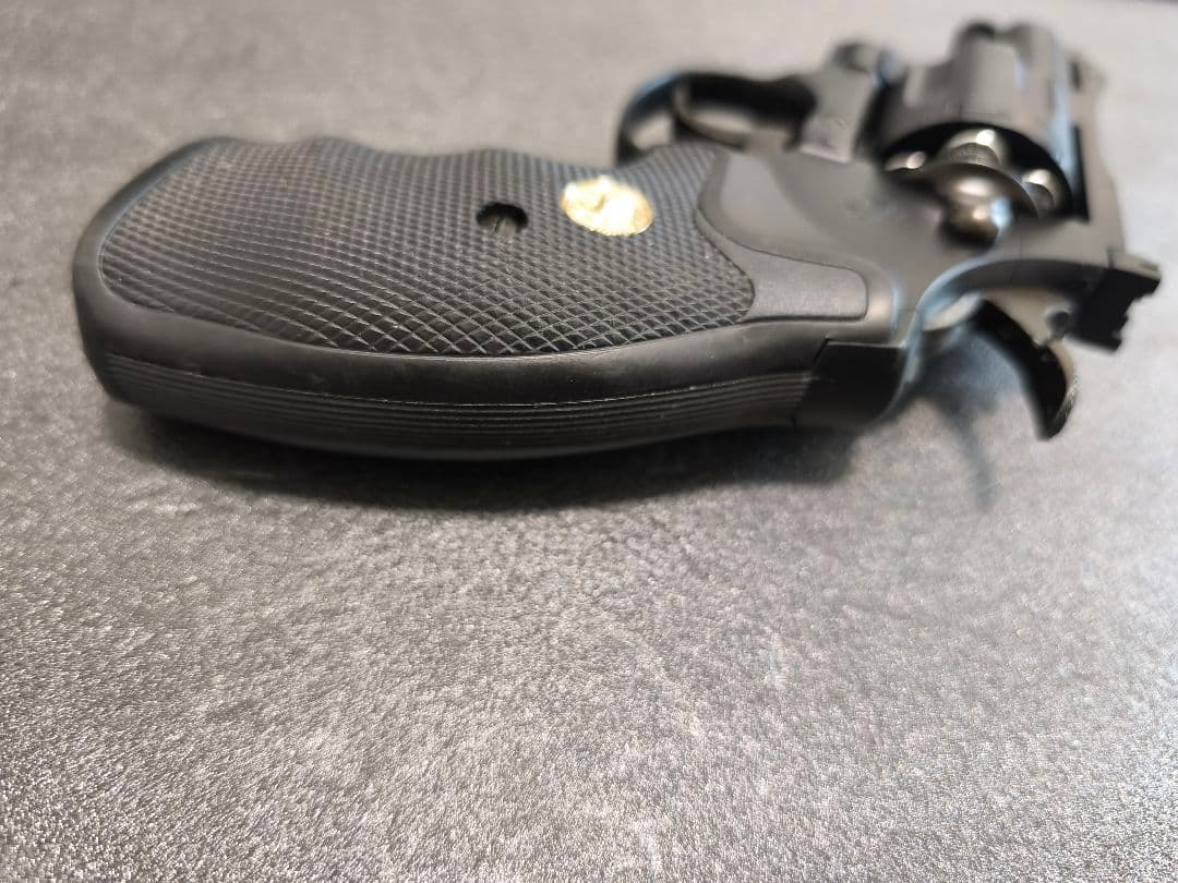 絶版貴重品！東京マルイ　パイソン　357マグナム　2.5inch