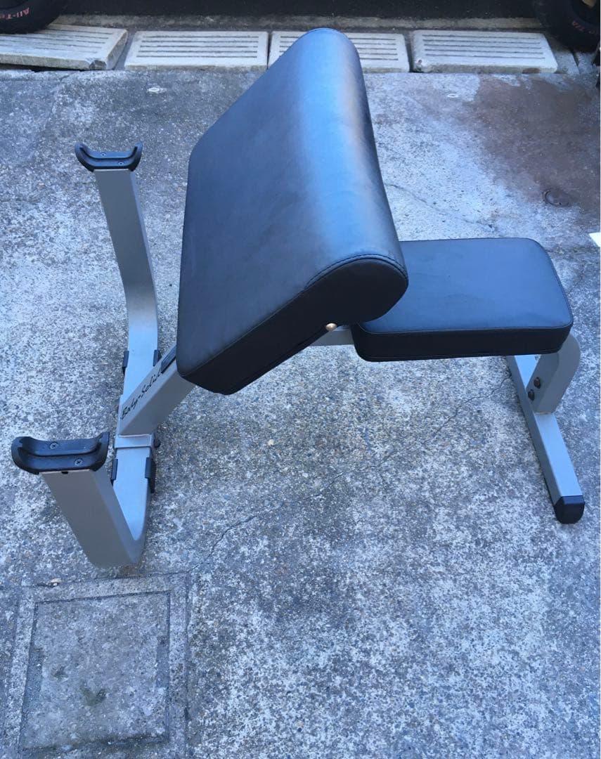 BodySolidのジムユースのプリチャーベンチ