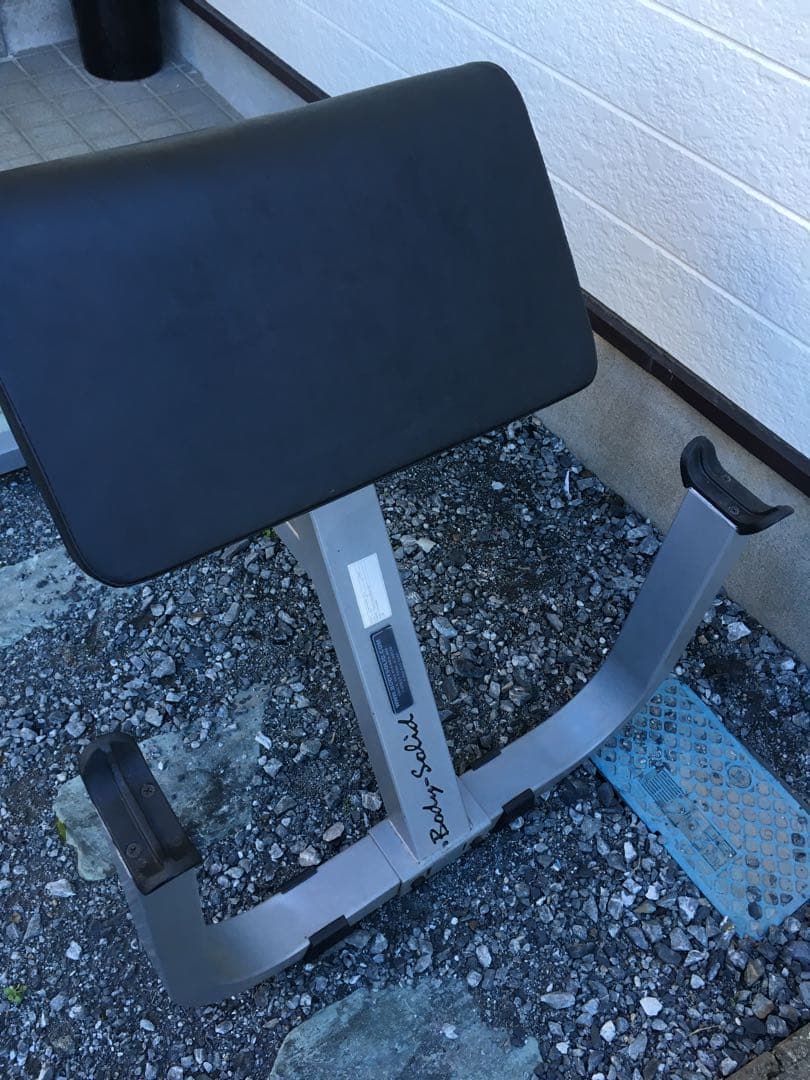 BodySolidのジムユースのプリチャーベンチ