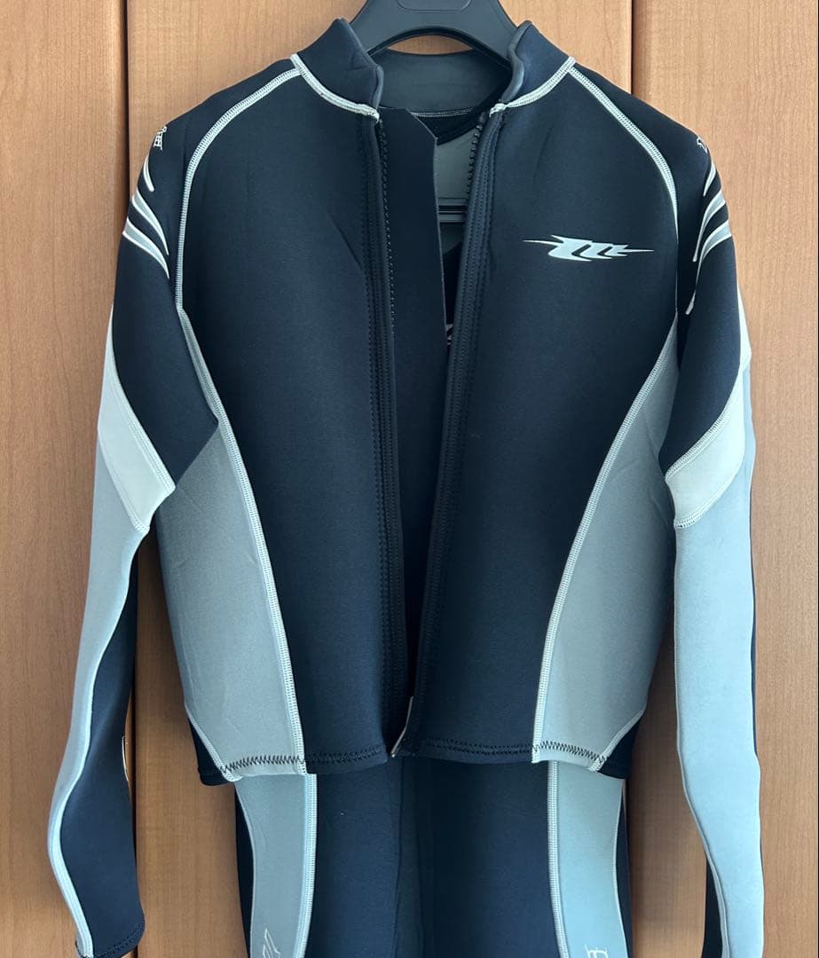 MOBBY'S ウエットスーツ