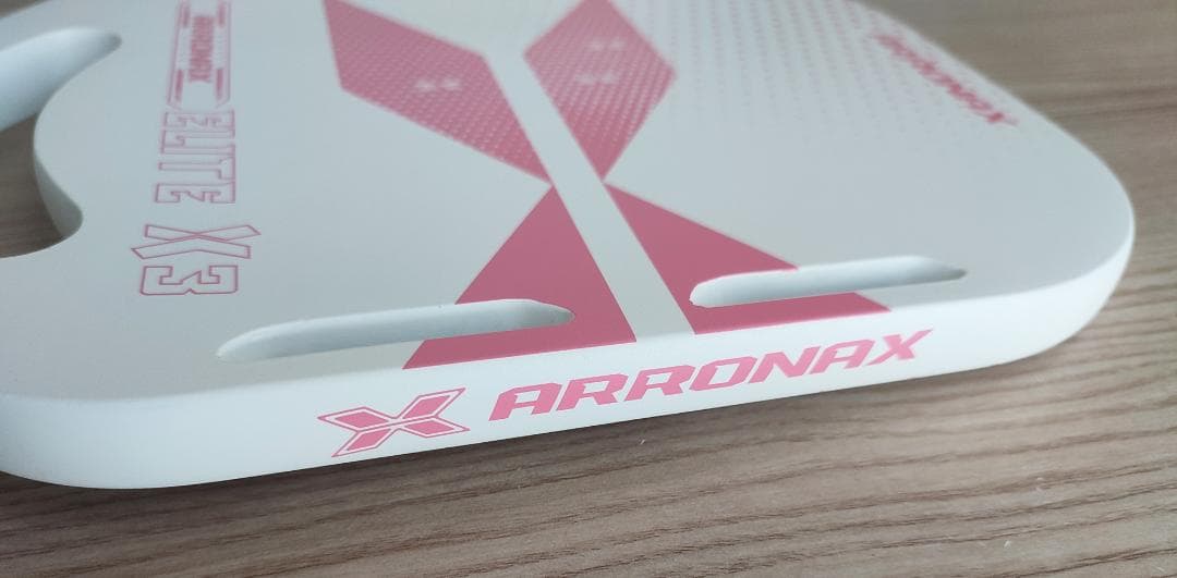 ARRONAX ELITE X3 ピックルボール パドル エッジレス 白 ピンク