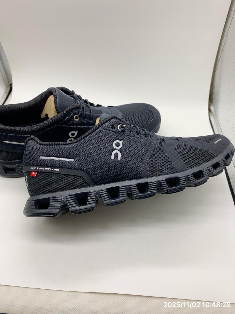 ゆ*う様 On　Cloud5ランニングシューズ オール・ブラック　メンズ　26c