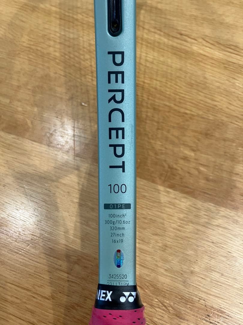 ラケット(硬式用) PERCEPT100 G1