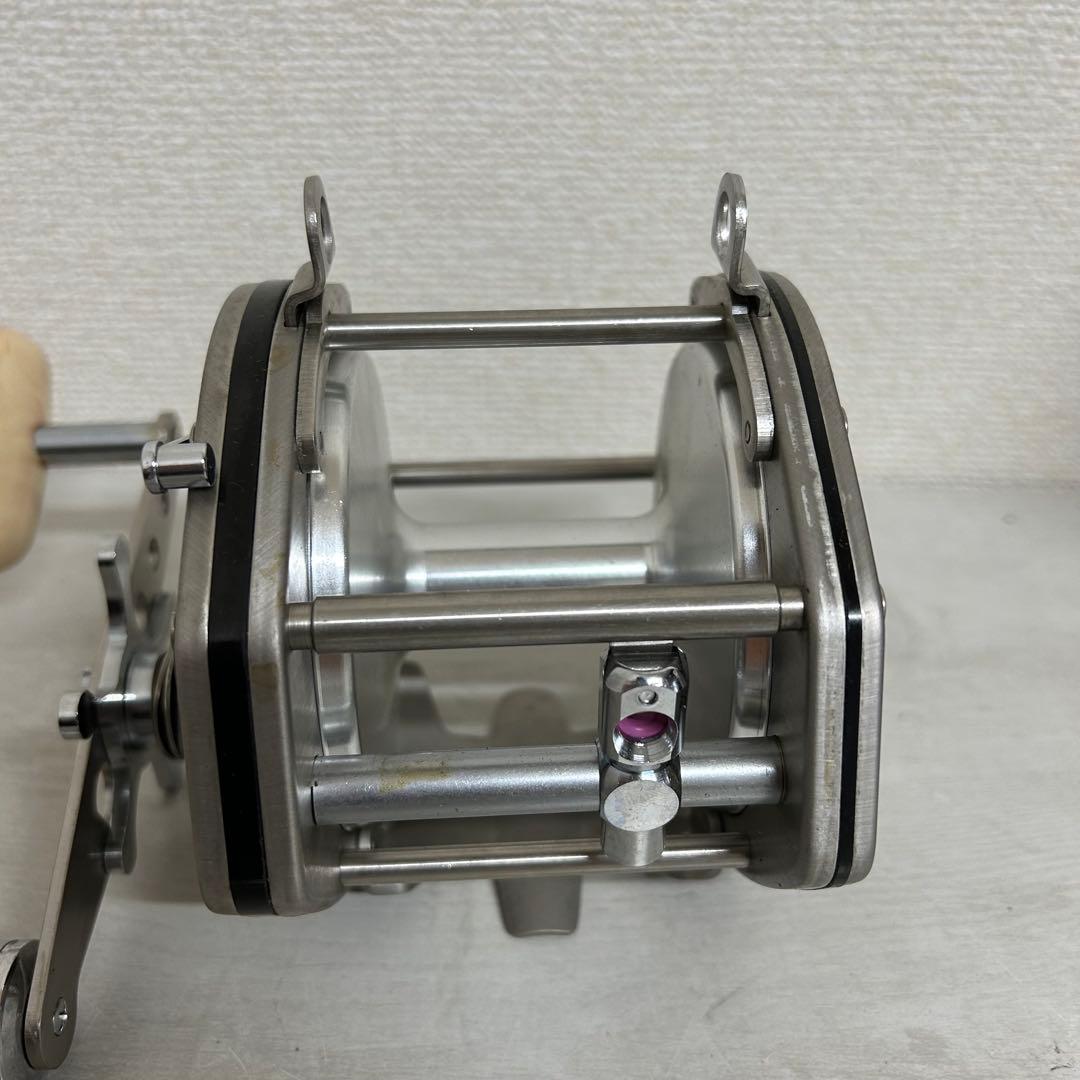DAIWA Dynamic 5000D 釣り フィッシング リール