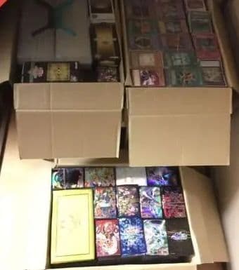 遊戯王 引退品 まとめ売り 暇人の出品 光り物と称したゴミ