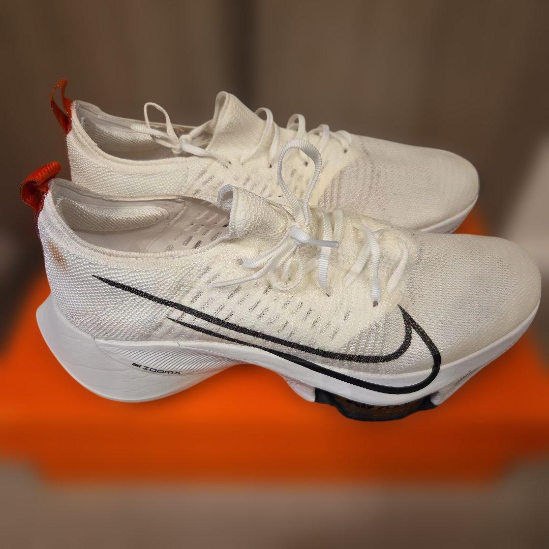 Nike ナイキ エアズームテンポネクスト％　28.5cm