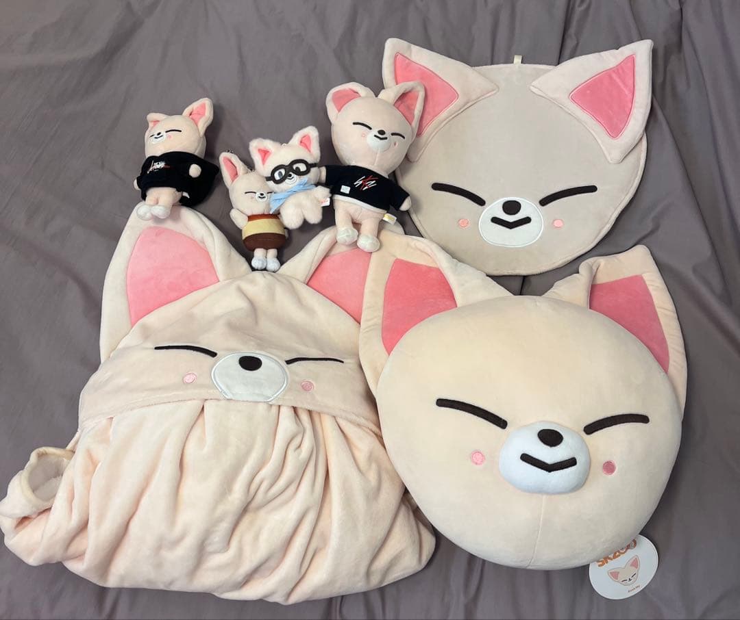 stray kids skzoo in アイエン　フォクシニ　まとめ売り　セット