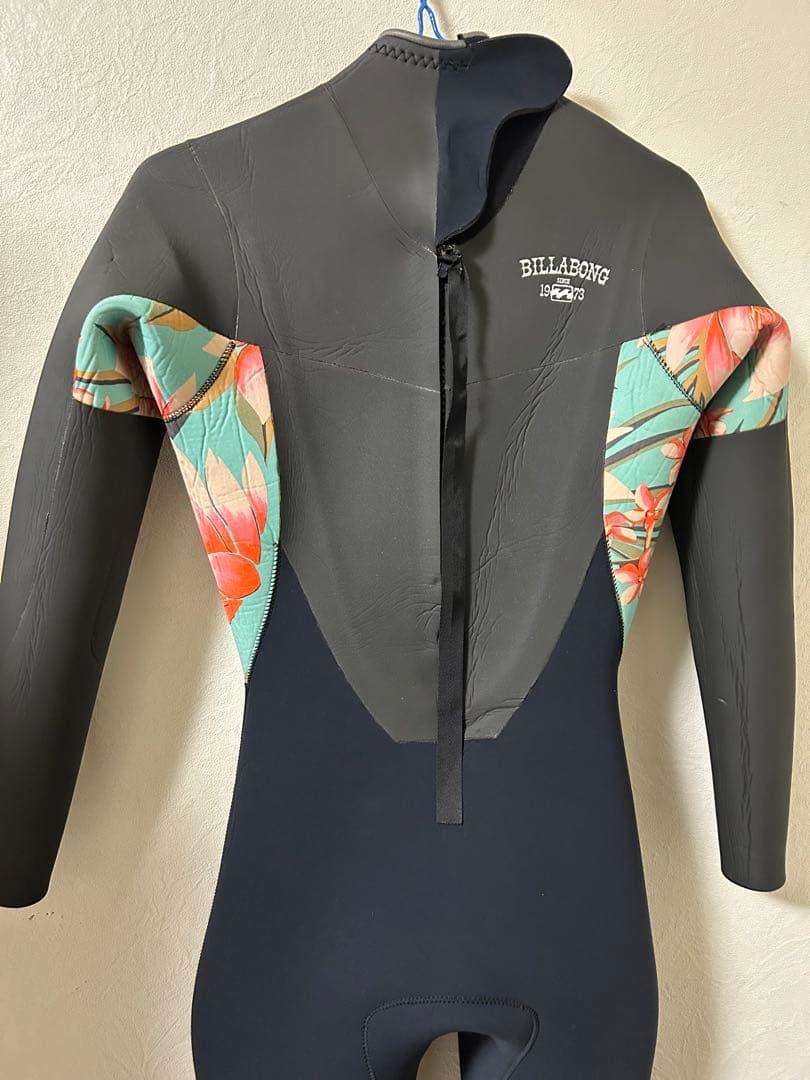 BILLABONG セミドライ　秋冬　ウェットスーツ　レディース　L サーフィン