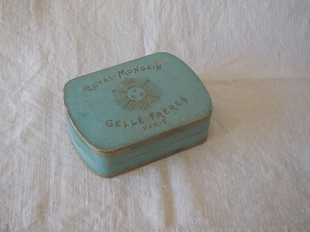 フルール・ド・リス 古い紙箱 19世紀 パリ 小物入れ カルトナージ/K384