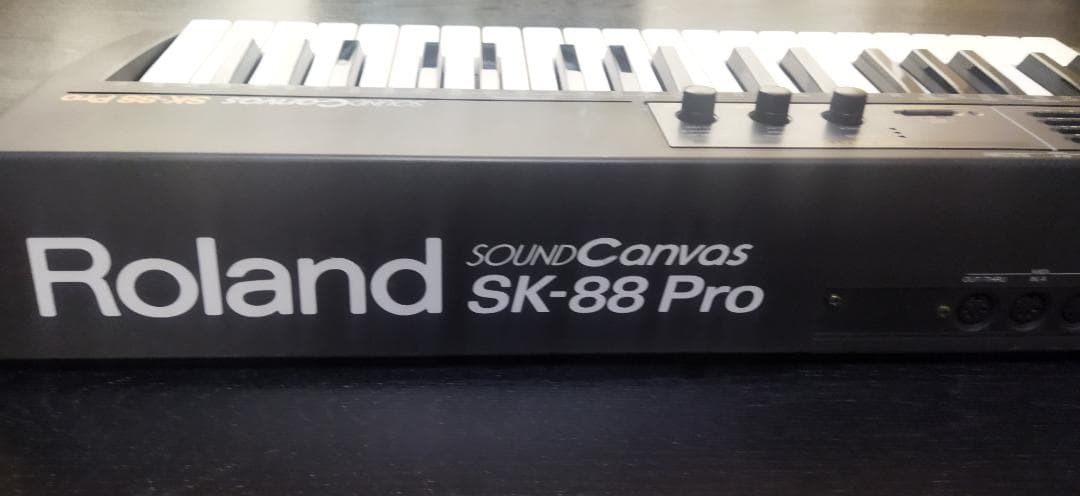 鍵盤楽器 Roland SK-88 Pro