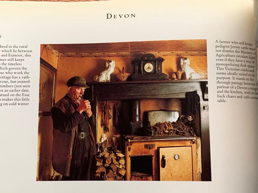 イギリス製　アンティーク　ケンジントン・ハイパーマーケットのレアな馬のペア置物！