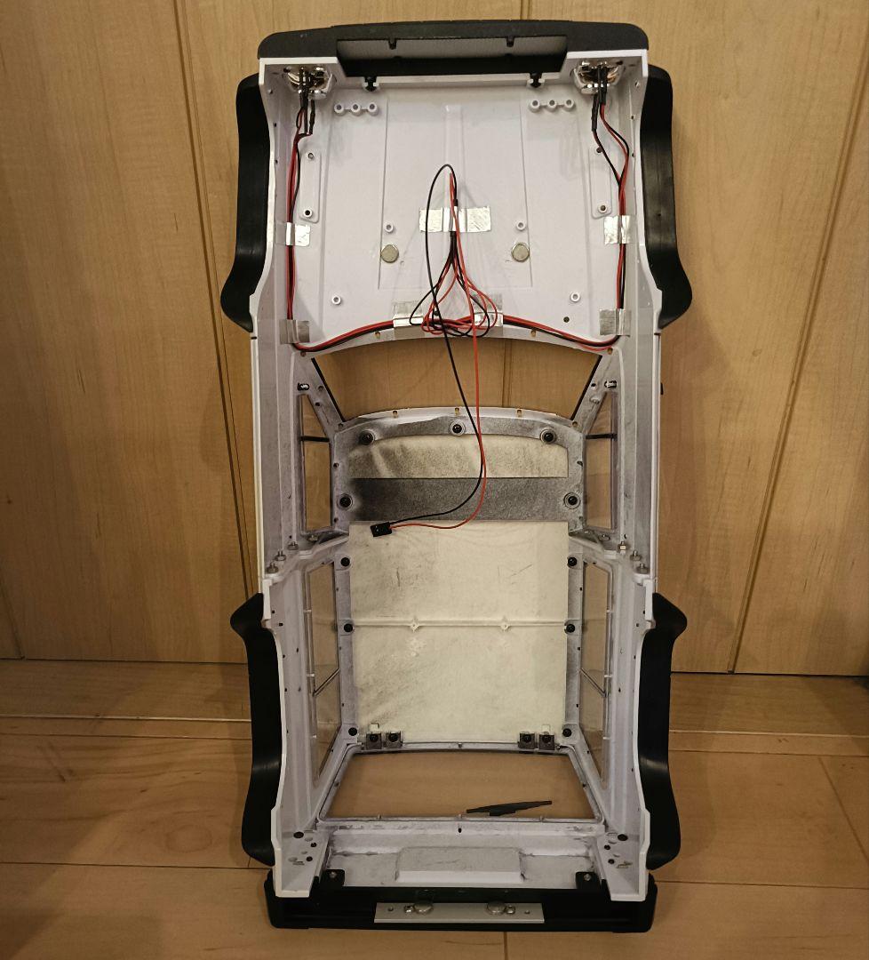 SCX10 チェロキー　スケールクローラー