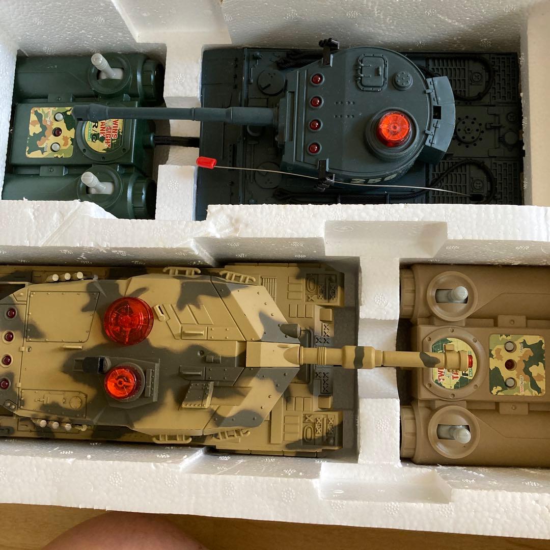 ジャンク品！　戦車2台セット　対戦R/C バトルタンク