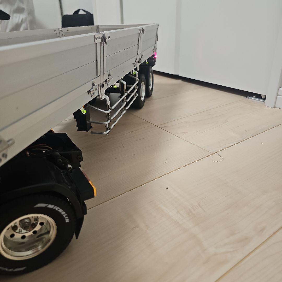 Volvo FH12 トレーラー LEDライト付き