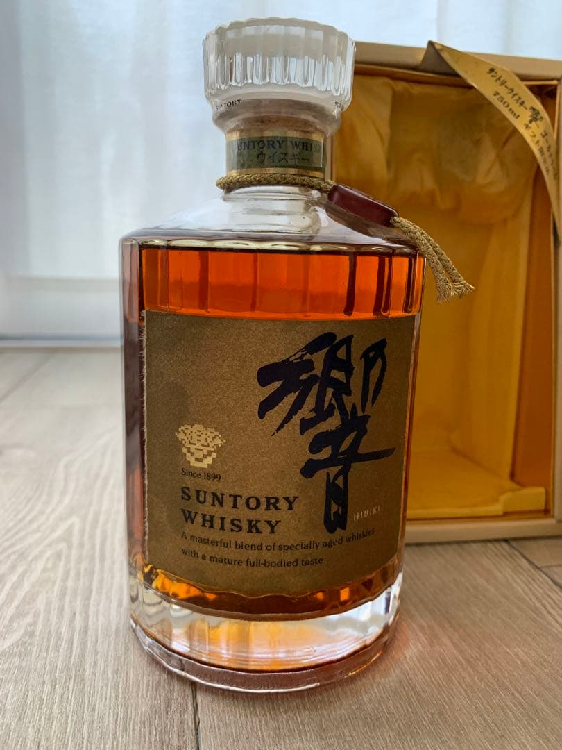 響　サントリー　金ラベル　ウィスキー　ギフト限定品