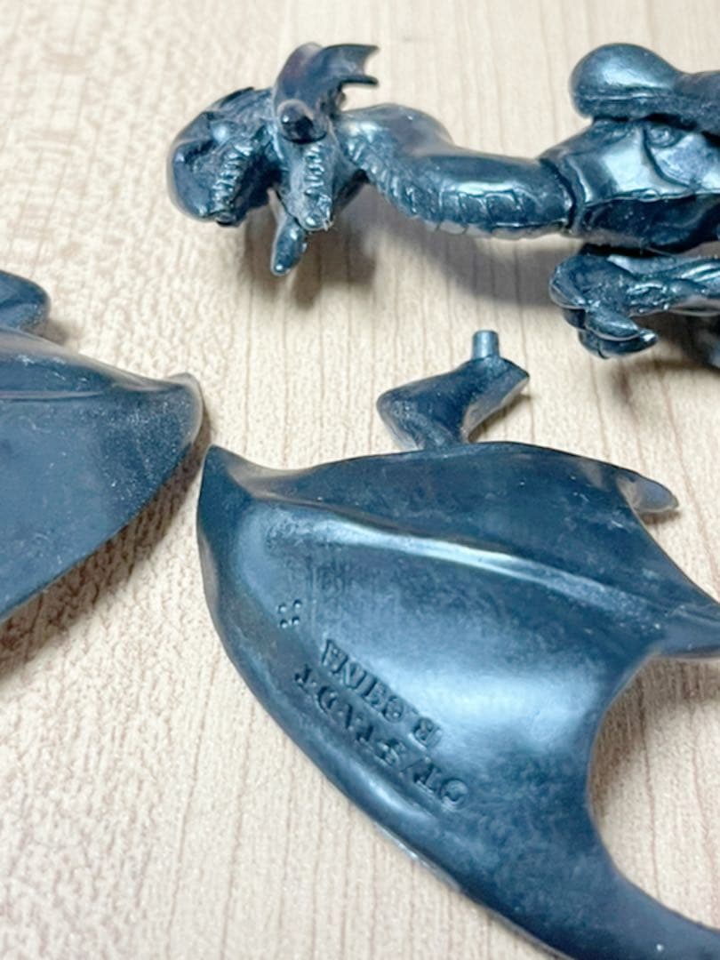 稀少品・抽選商品ブルーアイズホワイトドラゴン・ブロンズ彩色ver