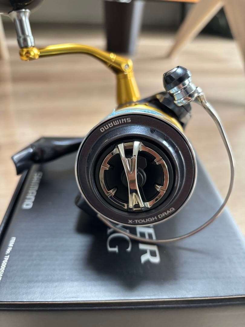 【美品】おまけ付きSHIMANO TWIN POWER sw6000x