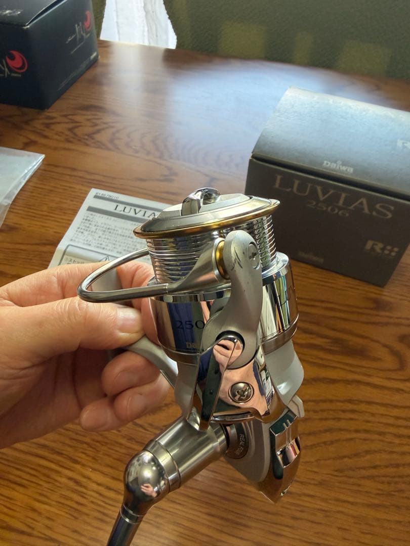 Daiwa Luvias 2506 スピニングリール