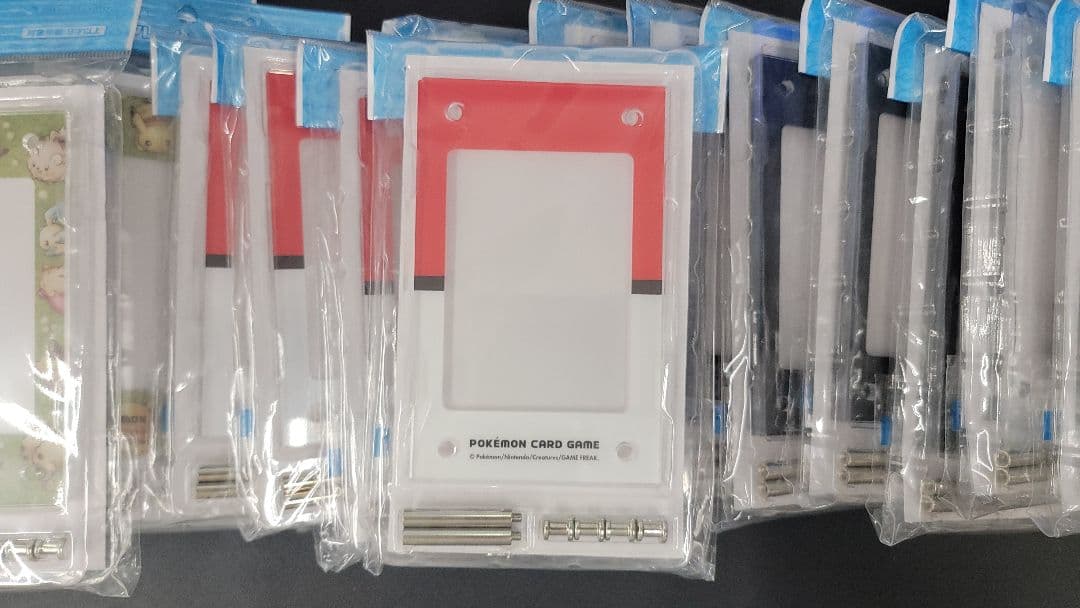 ポケモンカード　ディスプレイフレーム　新品未開封　20個セット