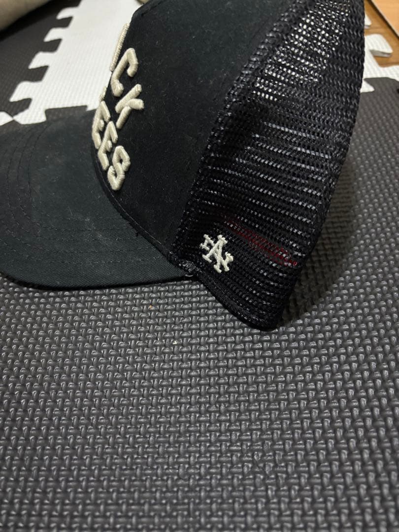 BLACK YANKEES トラッカーハット