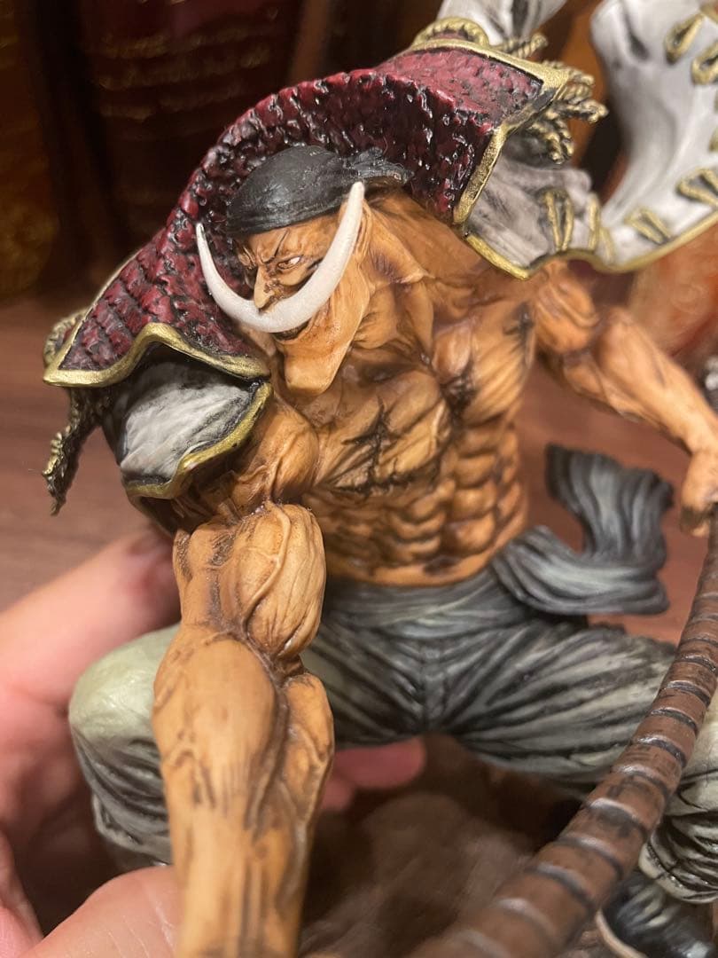 ワンピース 白ひげ　リペイント　フィギュア