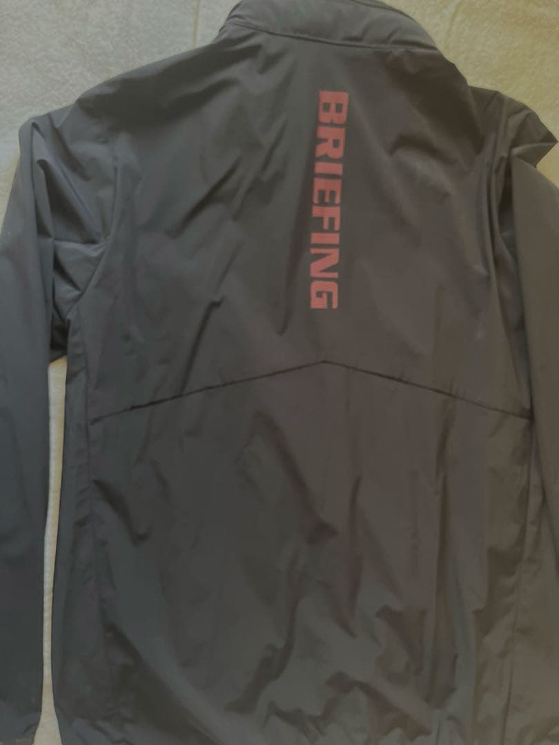 ブリーフィング　ウィンドブレーカー