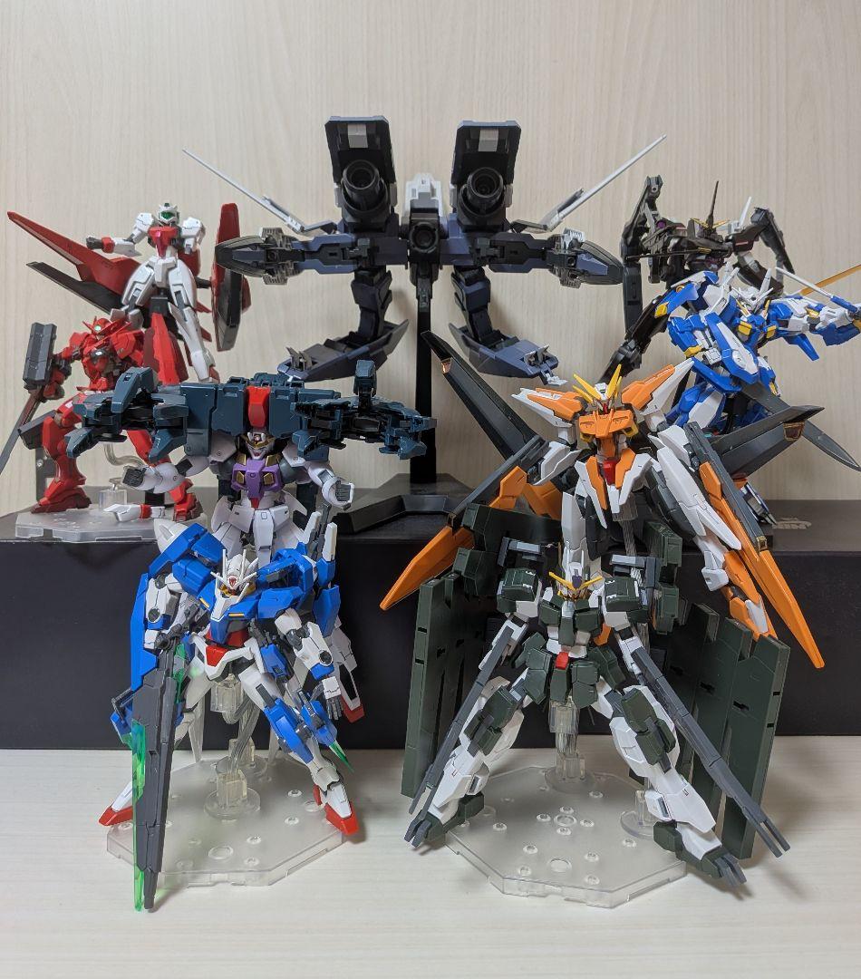 HG ガンプラ ガンダムOO ダブルオー　完成品