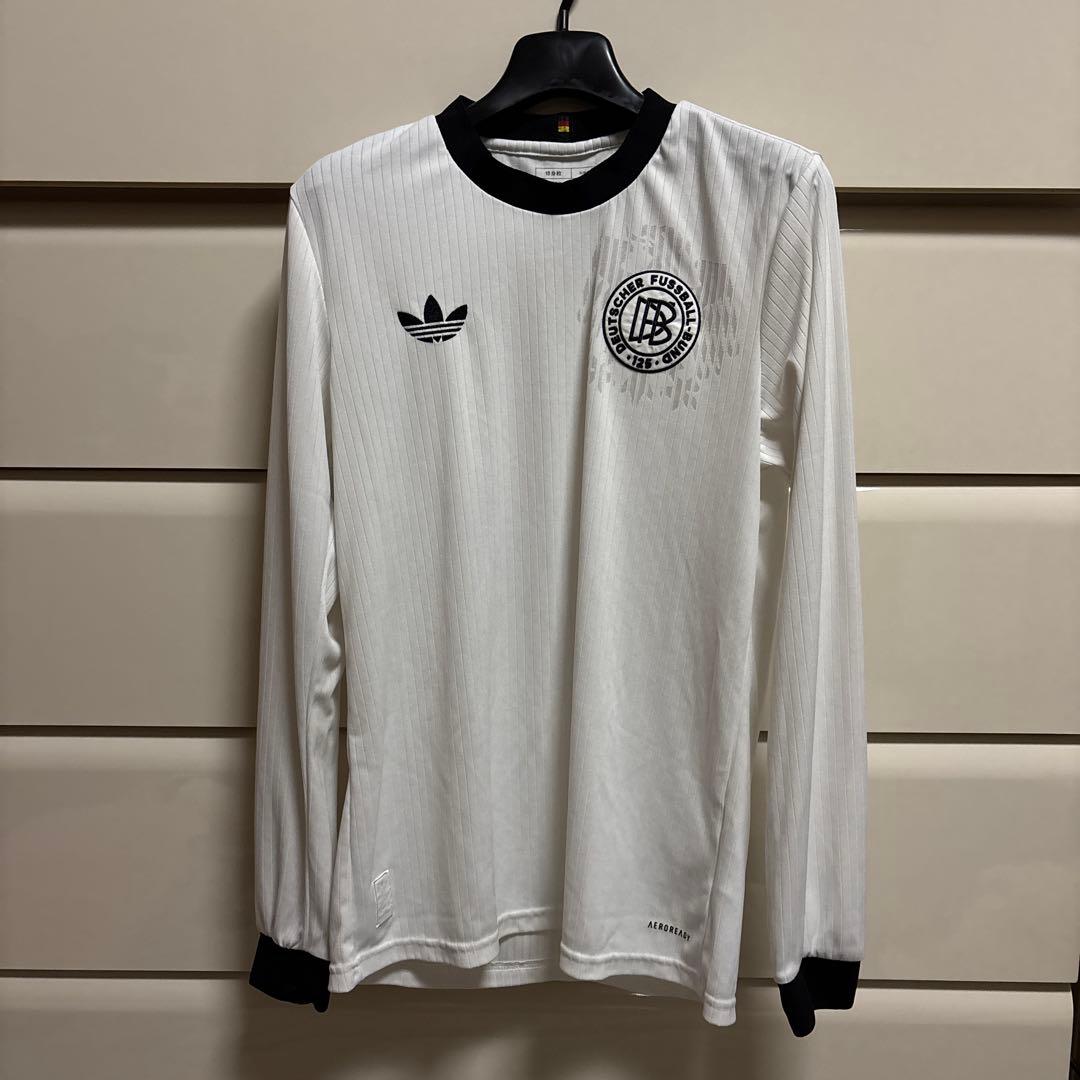 adidasサッカーロングT ドイツ代表