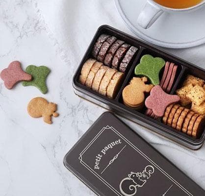 新品 鎌倉紅谷 プティパケ クッキー缶 店舗限定