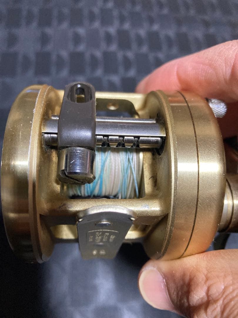 Shimano Calcutta 101 XT ベイトリール