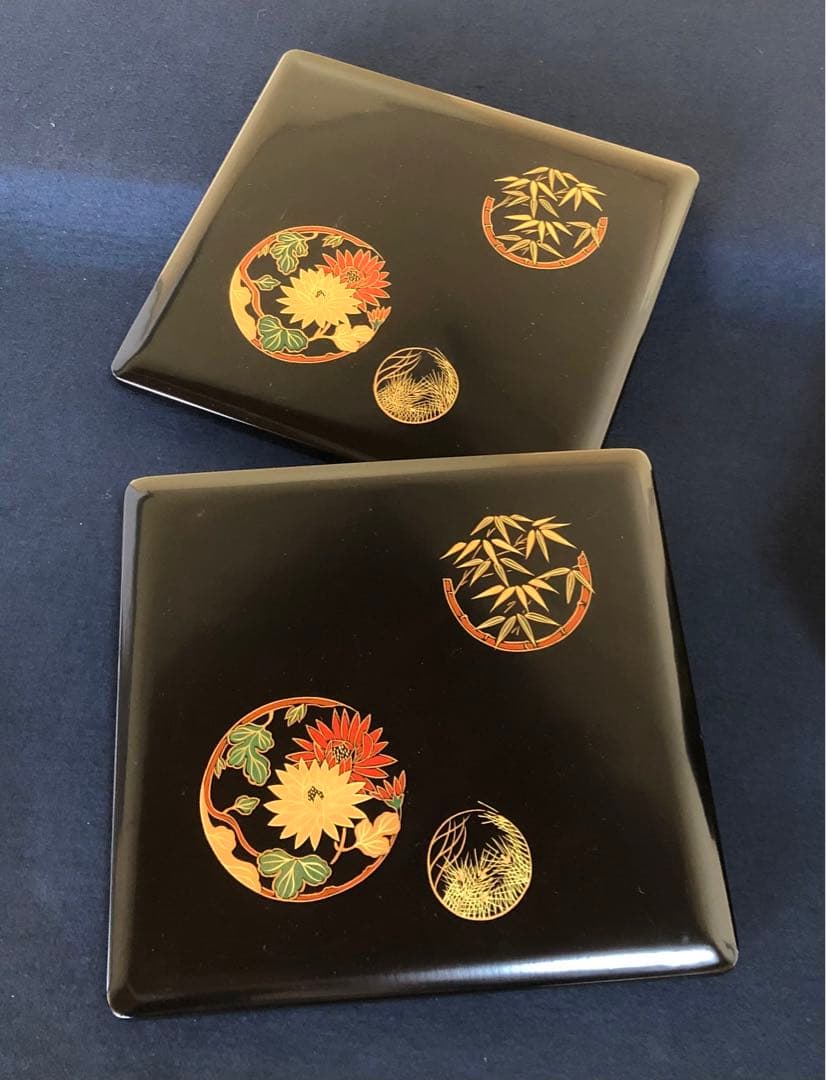 《R》黒内朱 花丸蒔絵 二段重 替蓋 重台付 木製漆器 木箱　251218か1