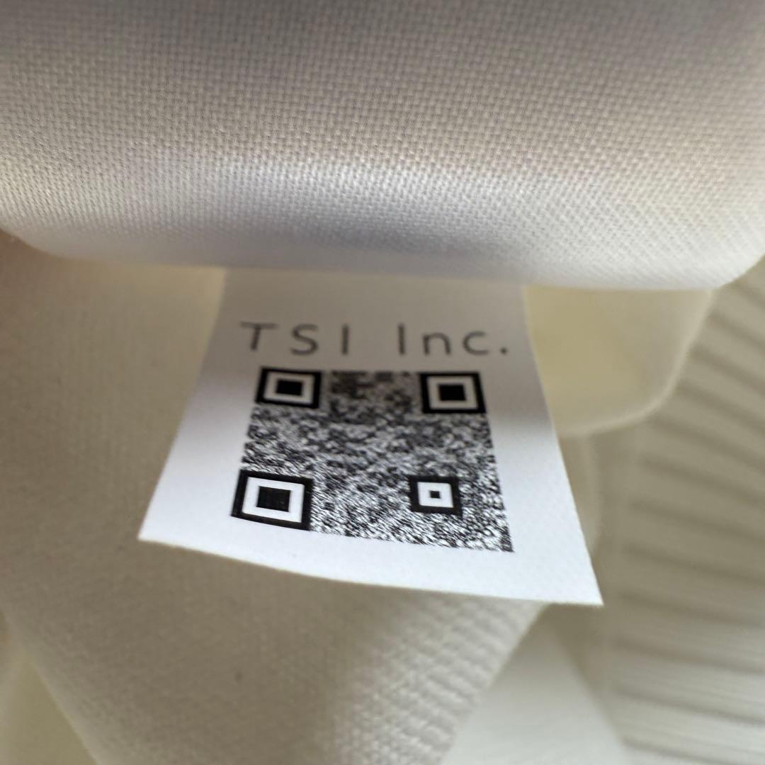 現行モデル　マスターバニー　ニット　薄手　5 L 〜XL相当　白　ホワイト