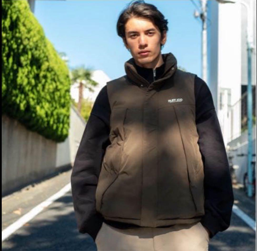 ラフロッグ　RUFFLOG ダウンベスト