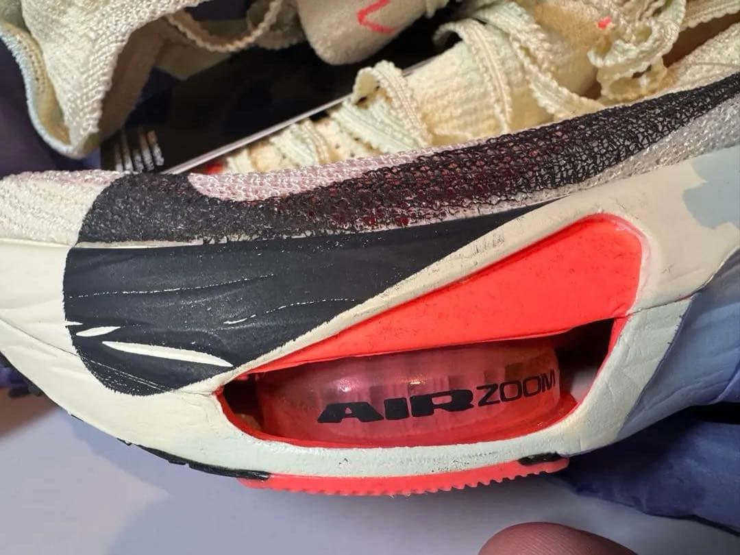 ナイキ　NIKE アルファフライ　3　23.5 センチ