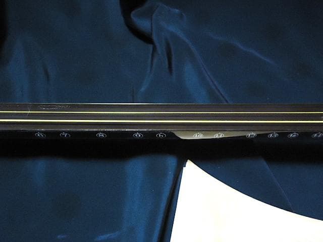 三味線本体 ケースなし　バチ付き　胴のやぶれ無し