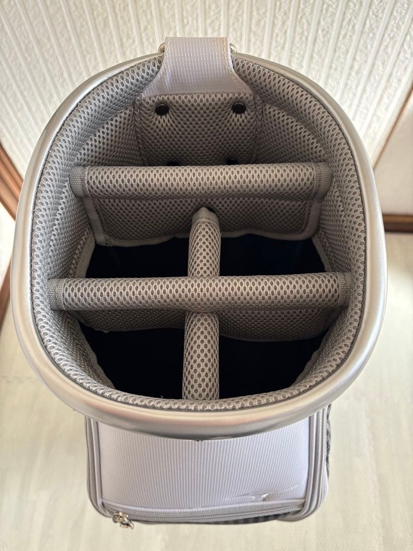 Mizuno ゴルフバッグ・キャディバッグ 8.5型　ホワイト・ブラック