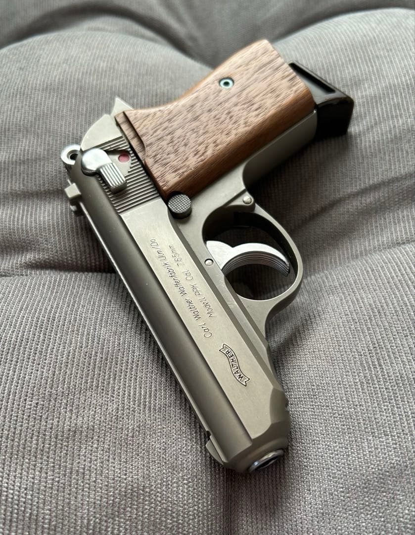 【マルシン】ワルサーPPK ロストステンレス シルバーメッキ【モデルガン】